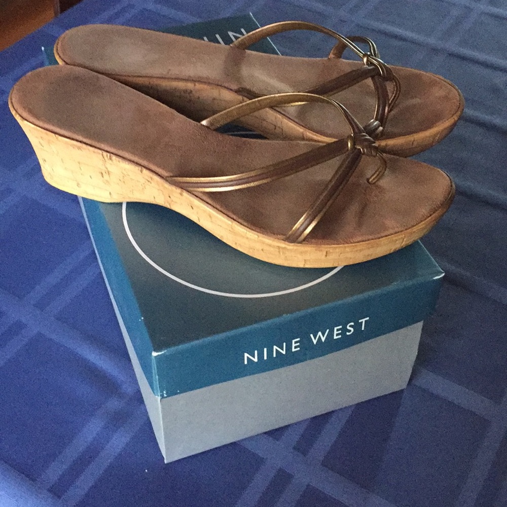 Low Comfy Summer Wedge Sandals!